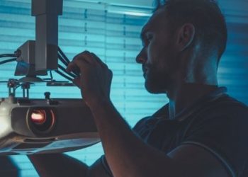 What are the Significant Features of Projectors Under $500?