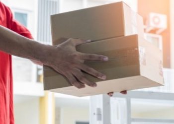 best international courier service UK