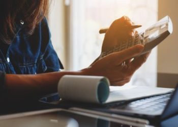 How to Ensure Accuracy and Compliance with Payroll Accounting in Singapore